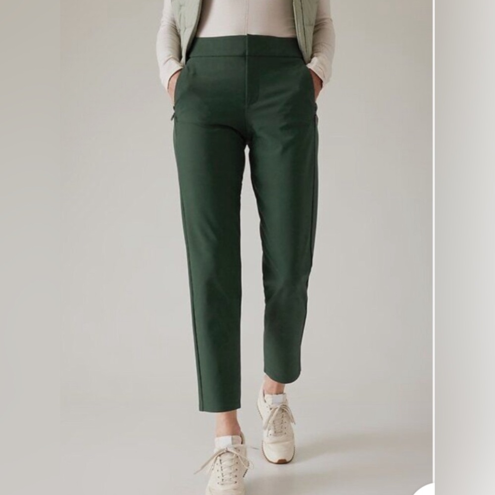 Athleta green stellar trouser size 6